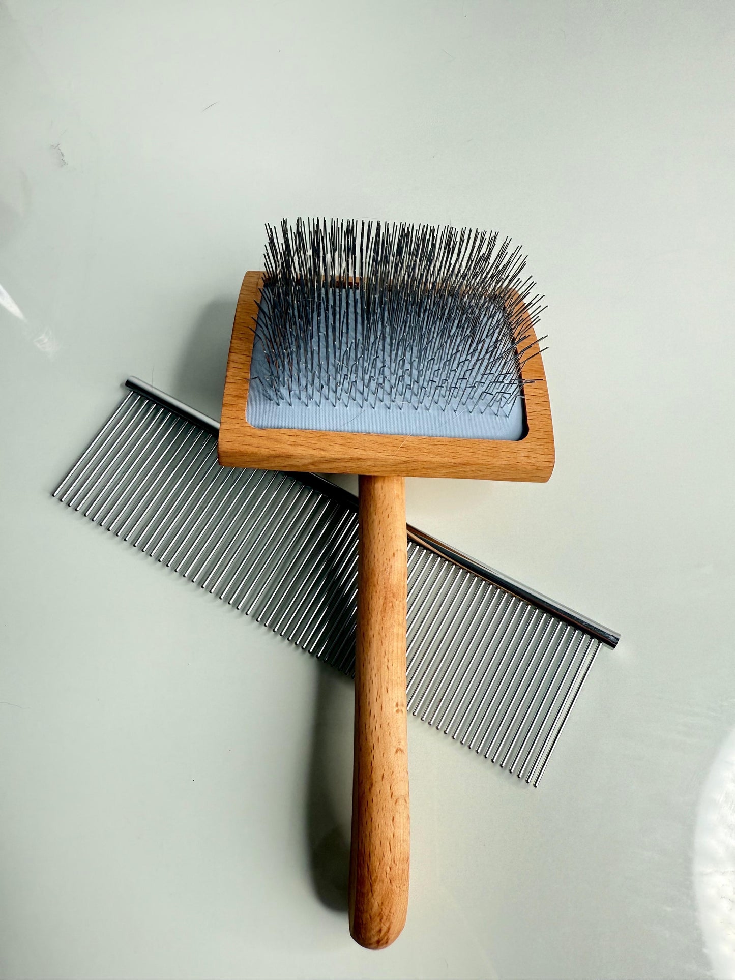 Slicker brush and large comb bundle