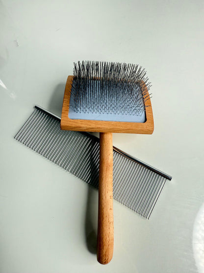Slicker brush and large comb bundle